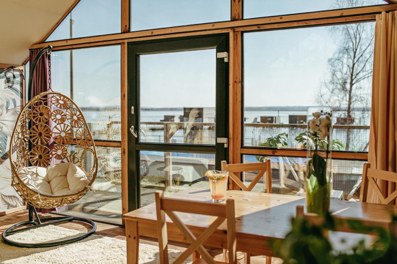 Herbals - Tree&Lake Houses With Bath, Sauna, Bikes, Motorboat ミエルノ エクステリア 写真