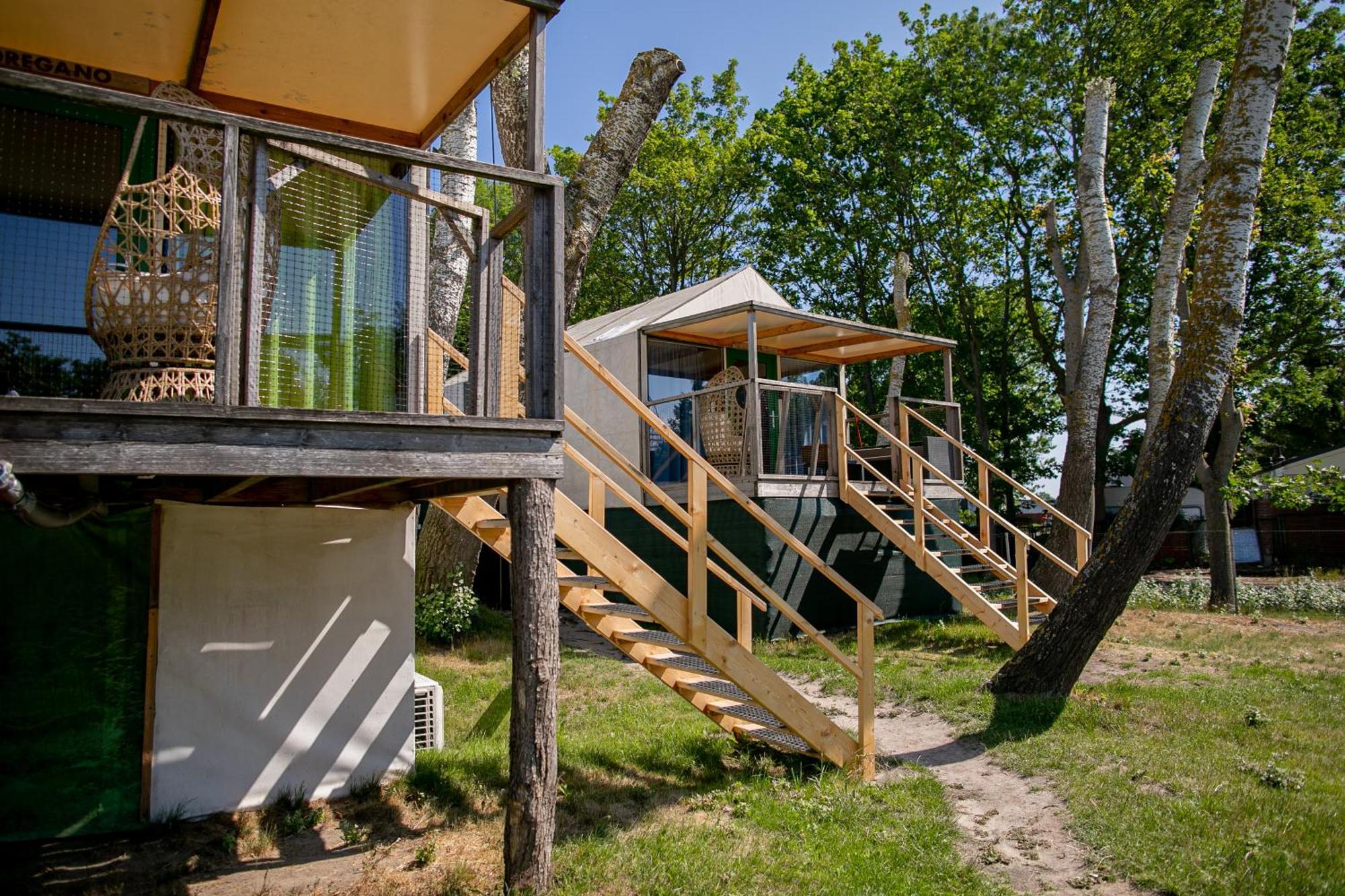 Herbals - Tree&Lake Houses With Bath, Sauna, Bikes, Motorboat ミエルノ 部屋 写真
